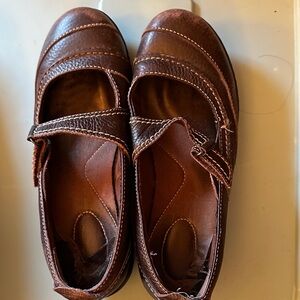 Clarks Brown Leather Flats